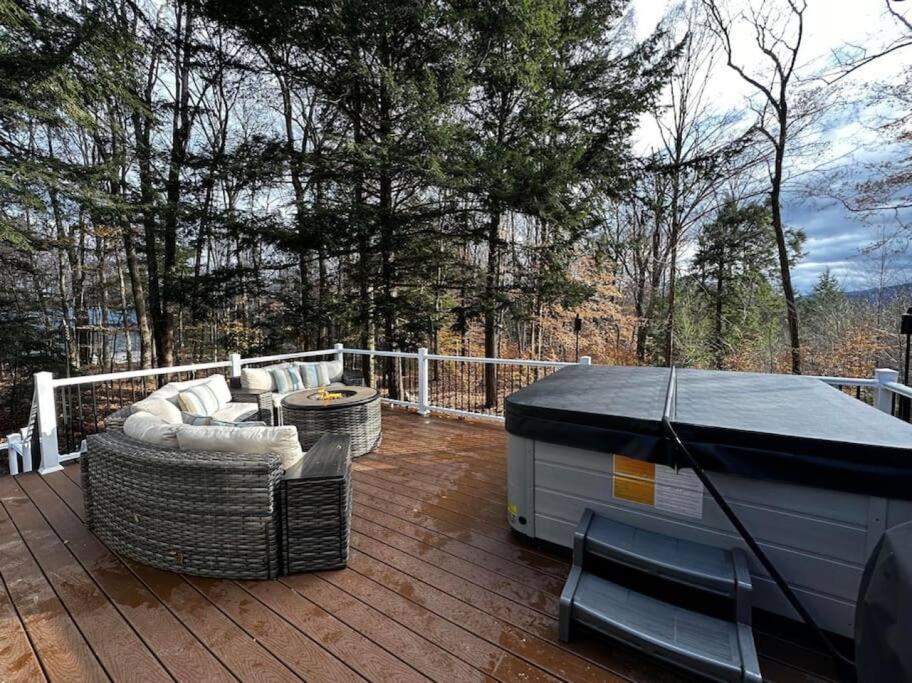 New! Cozy & Modern A-Frame In The Woods W/Hot Tub Villa Tamworth Exterior photo