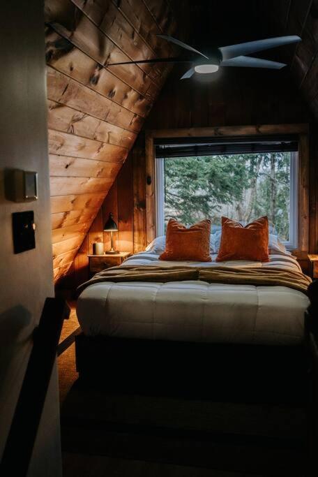 New! Cozy & Modern A-Frame In The Woods W/Hot Tub Villa Tamworth Exterior photo